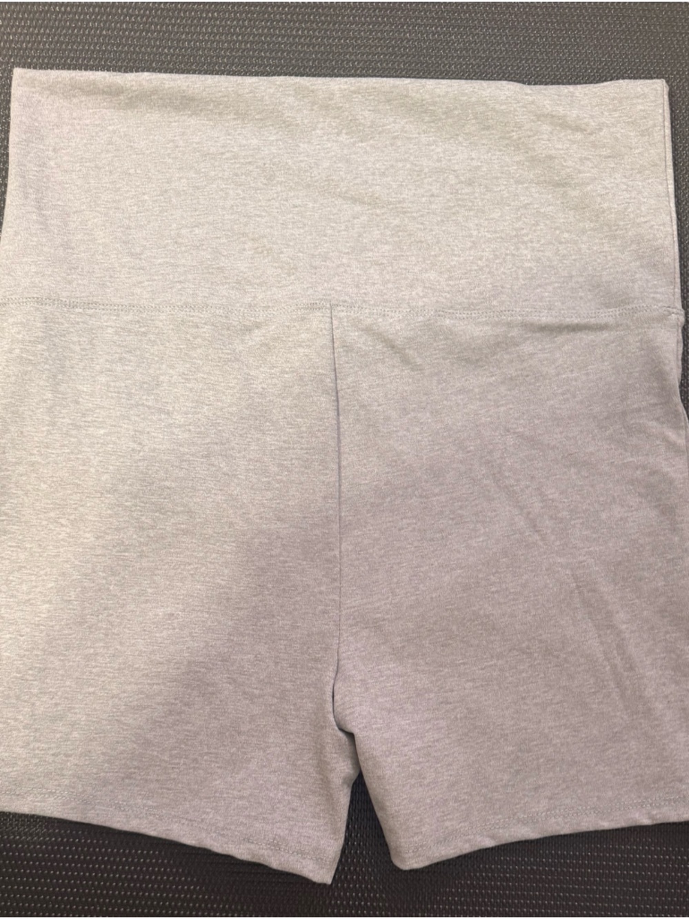 Seamless High-Waist Women's Light Gray Active Shorts